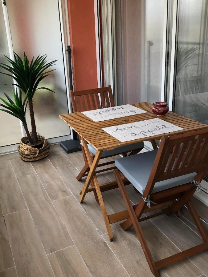 Cote D'Azur Joli Studio 50M Plage, Climatisation , Parking. Villeneuve-Loubet Εξωτερικό φωτογραφία