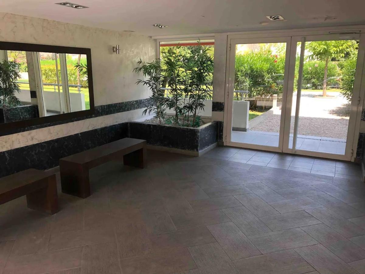 Cote D'Azur Joli Studio 50M Plage, Climatisation , Parking. Villeneuve-Loubet Εξωτερικό φωτογραφία